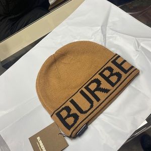 Brand new Burberry cashmere beanie